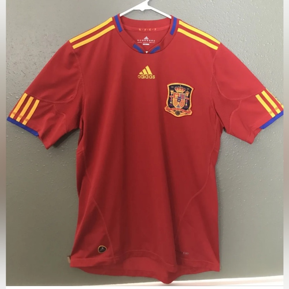 Mens Adidas 2010 Spain National Team Jersey Size Medium